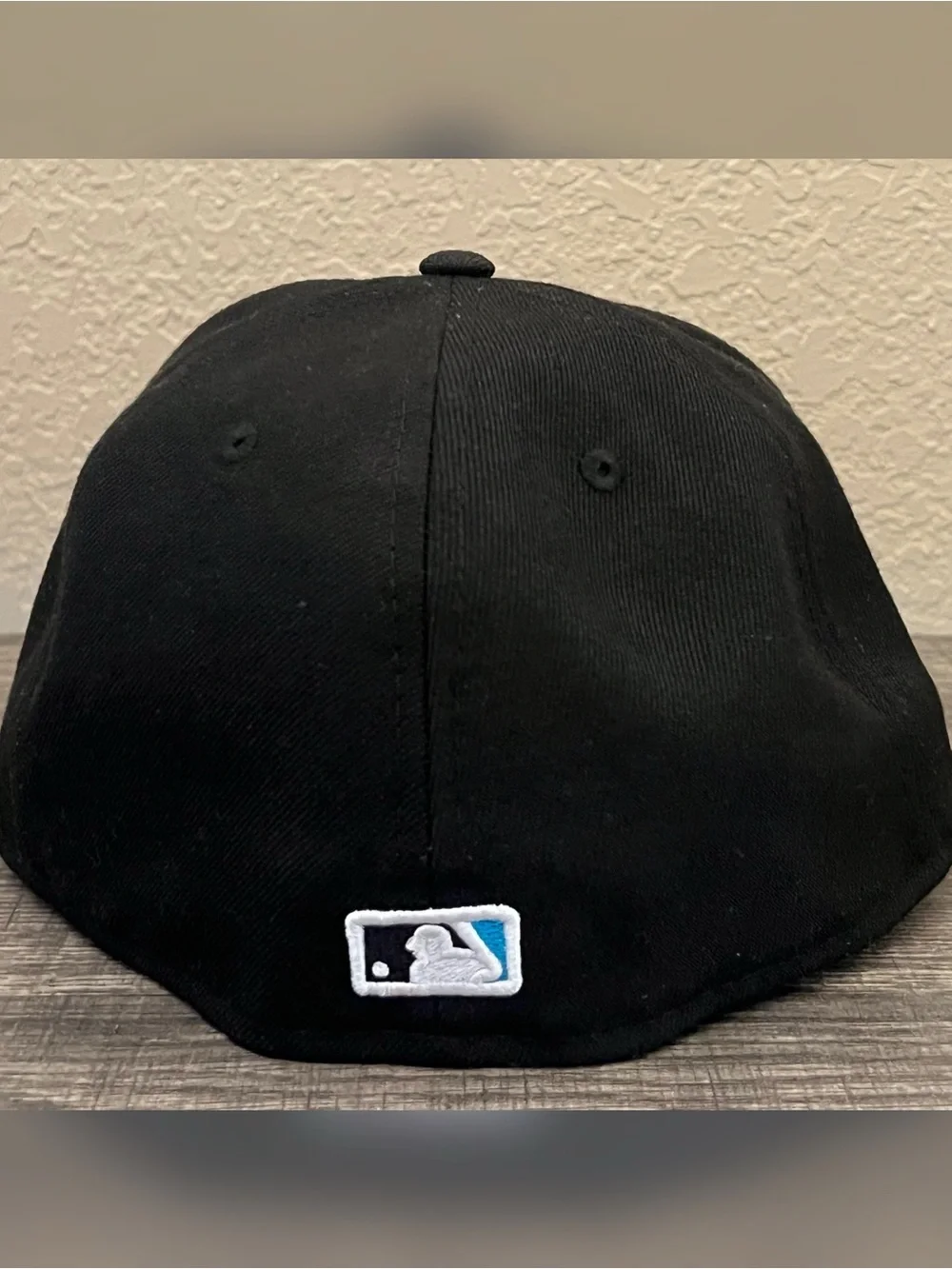 New Era Authentic Collection 59FIFTY Fitted Miami Marlins Hat Size-7 3/8